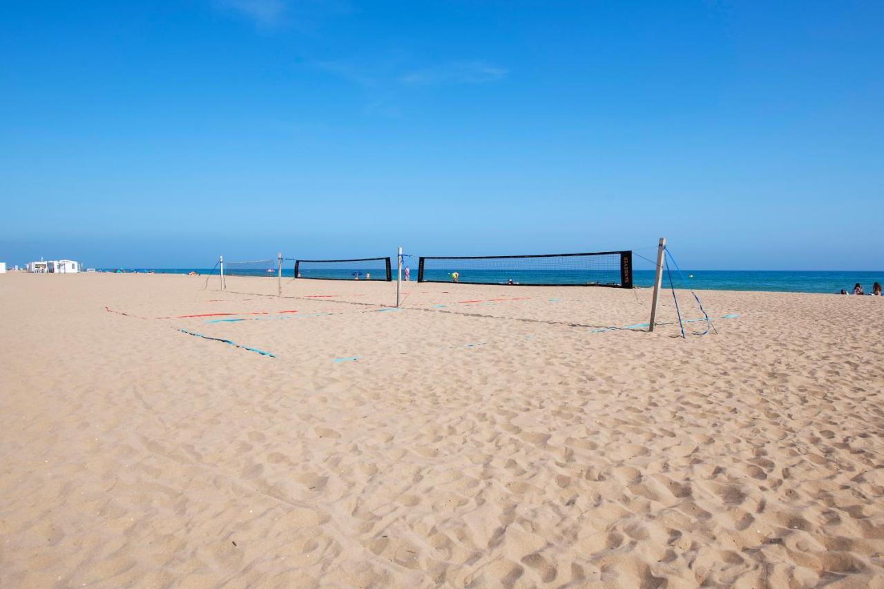 Apartamentos Balisse Castelldefels Dış mekan fotoğraf